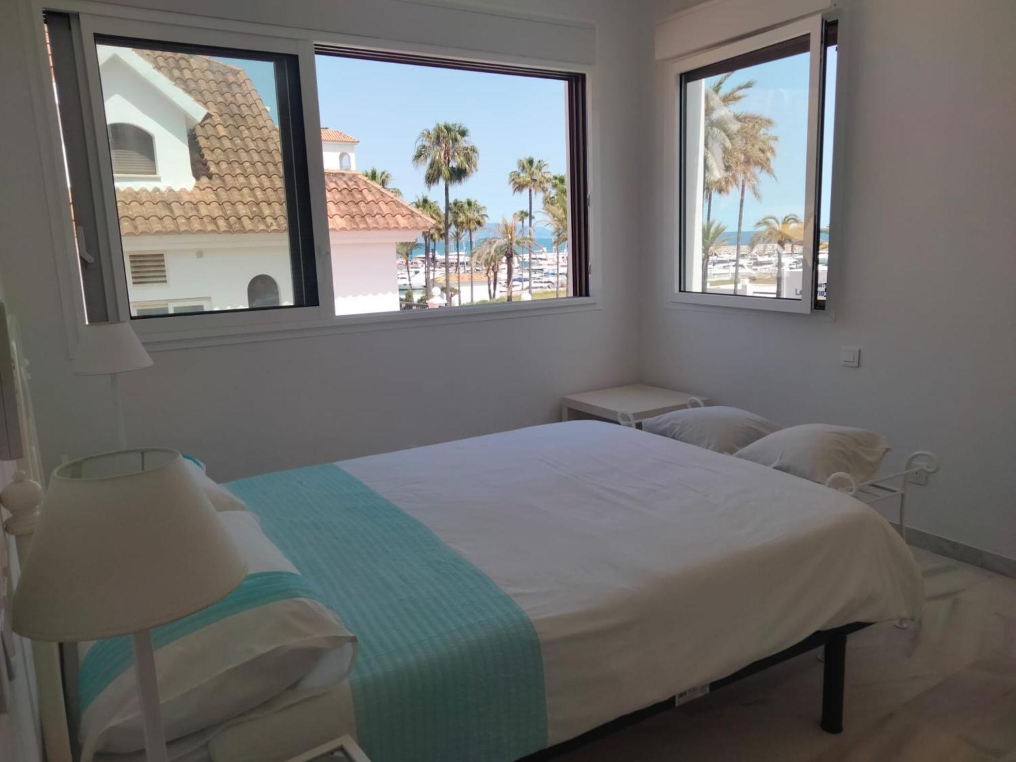 Apartamento En La Playa Манилва Экстерьер фото